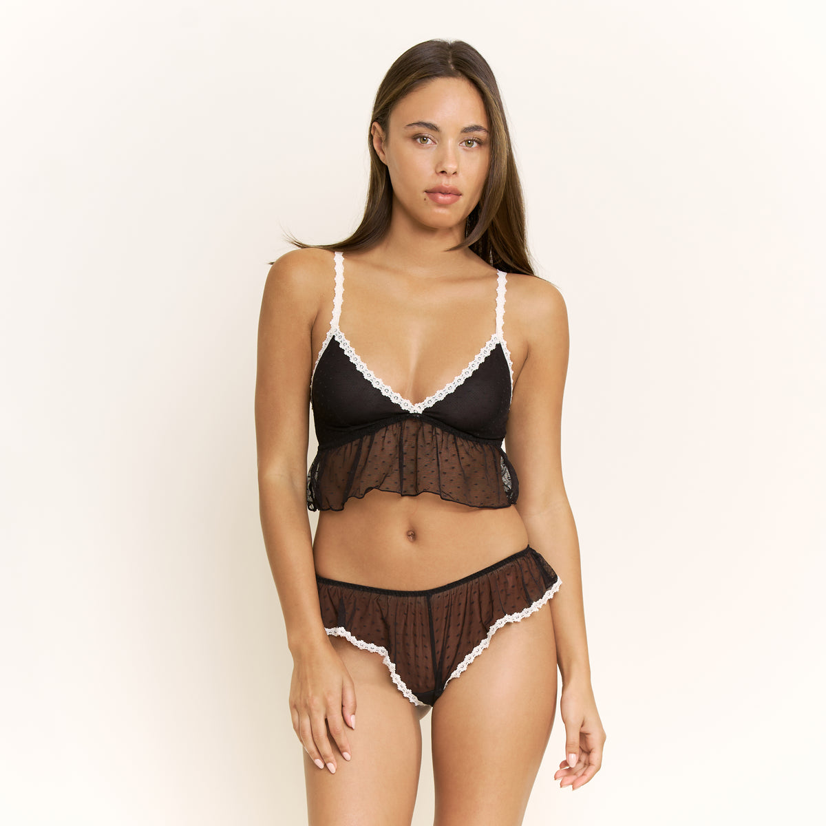 Arisa Shortie Set in Black - -