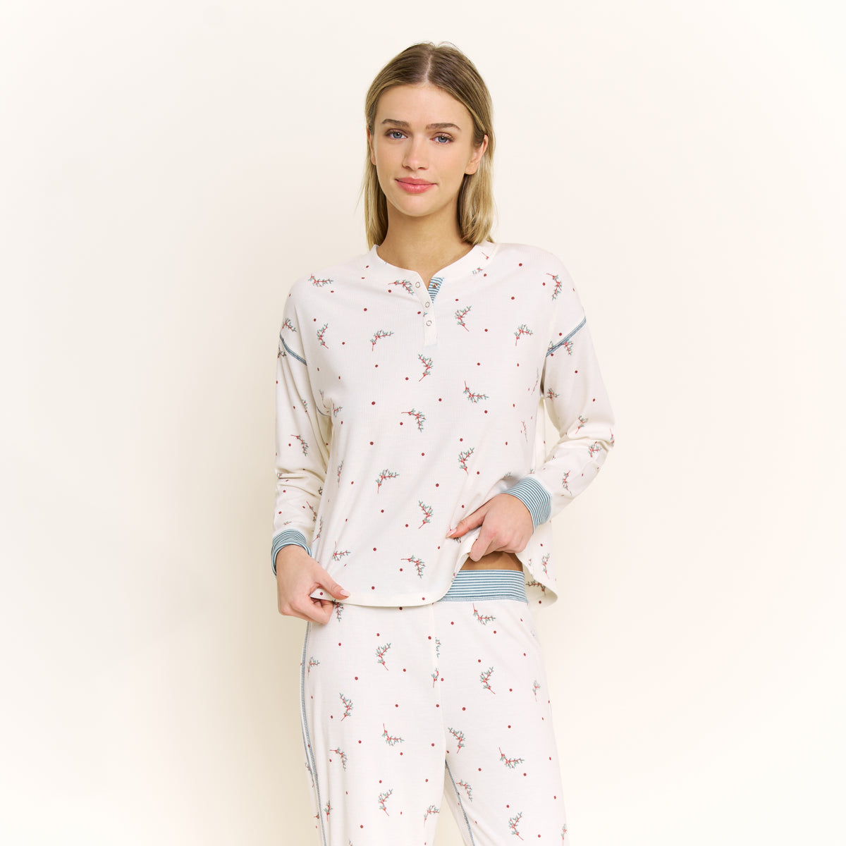 Cuddle Crew Long Henley Set in Cream Holly - -