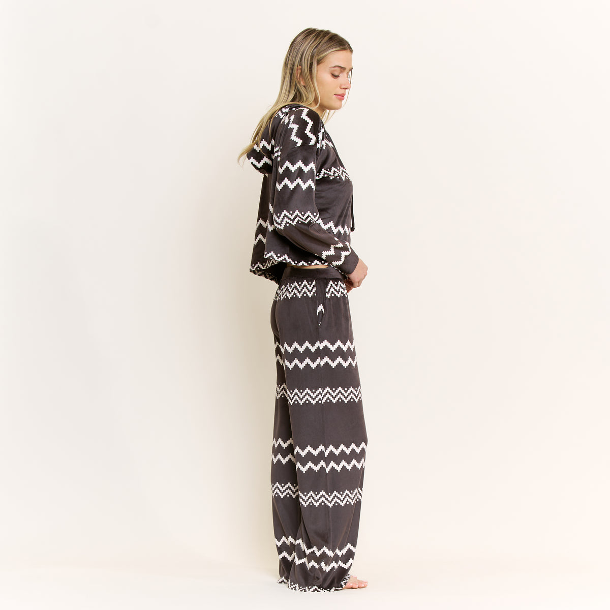 Simply Cozy Hoodie Pant Set in Licorice Geo Fair Isle - -
