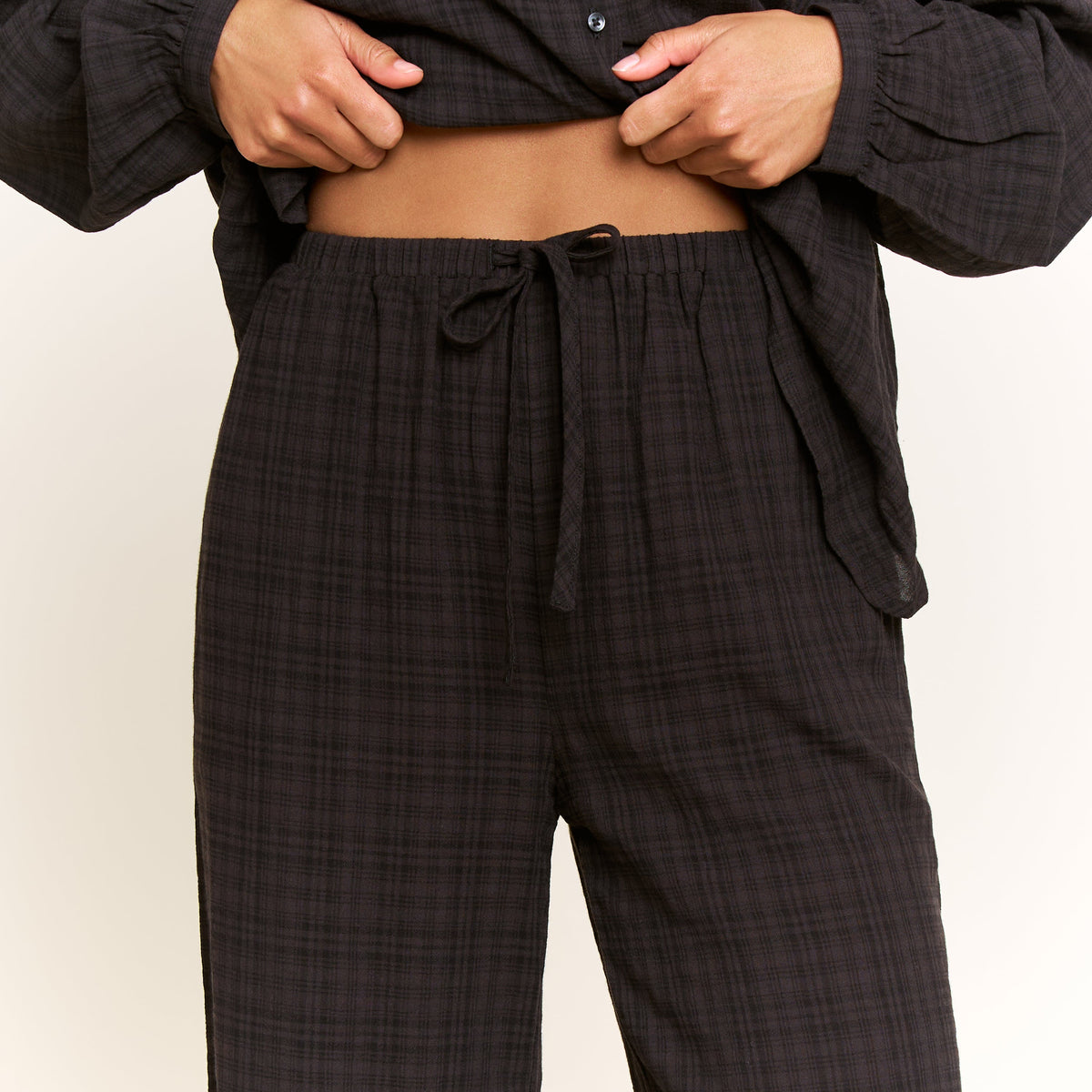 Good Life Long Sleeve Pant Set in Boulder Grey Plaid - -
