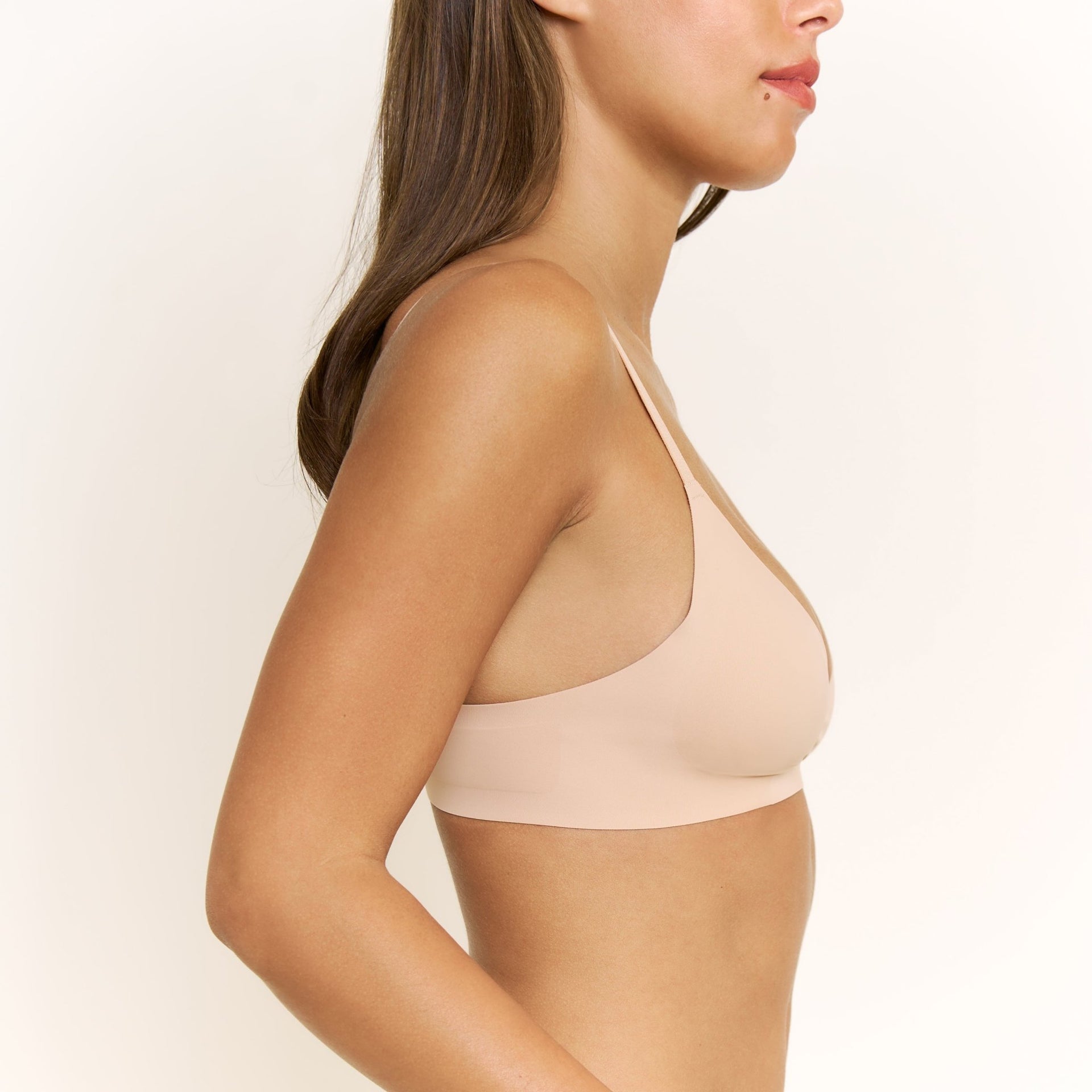 Breeze Luxe Bra in Nude - -