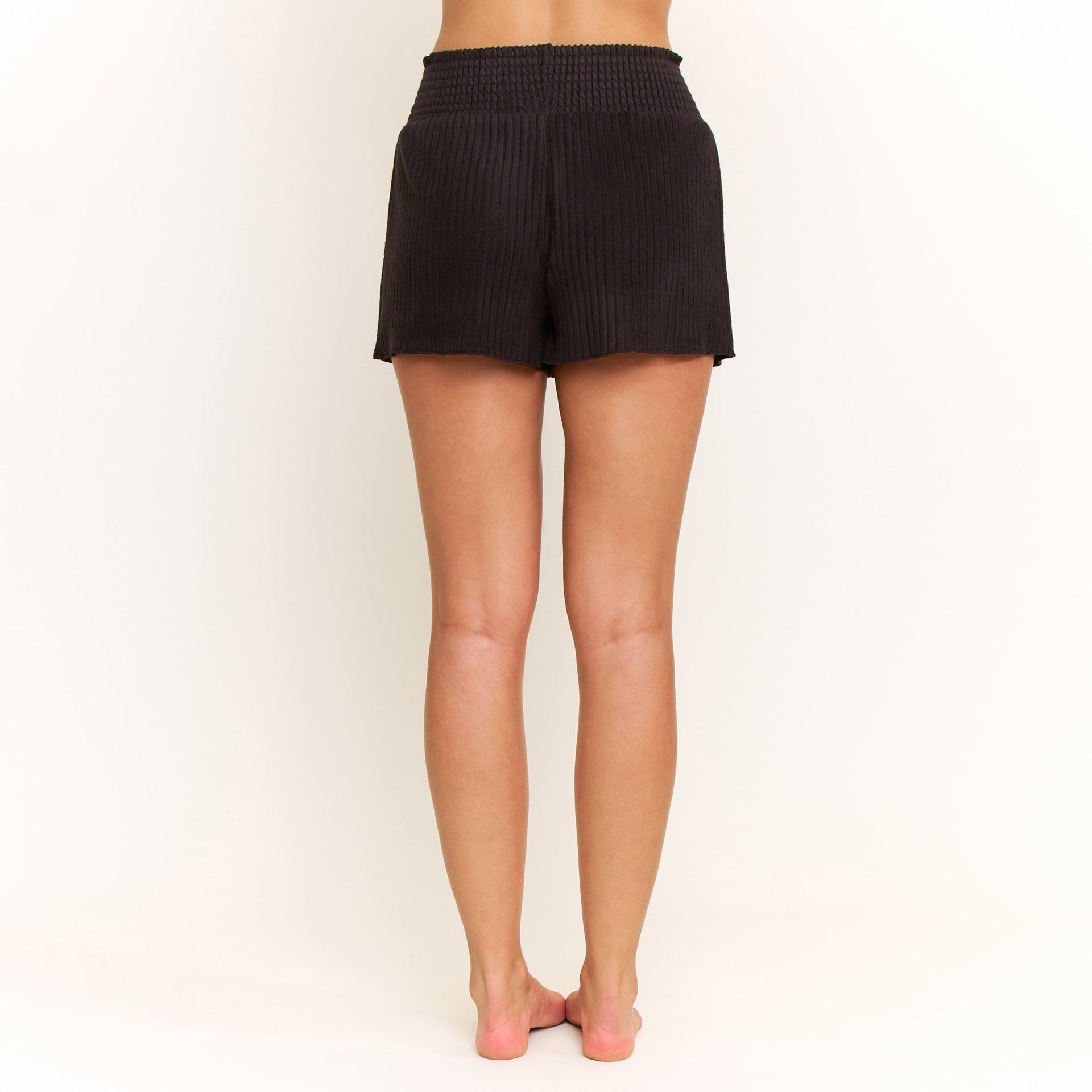 Dream Cloud Short in Black - -