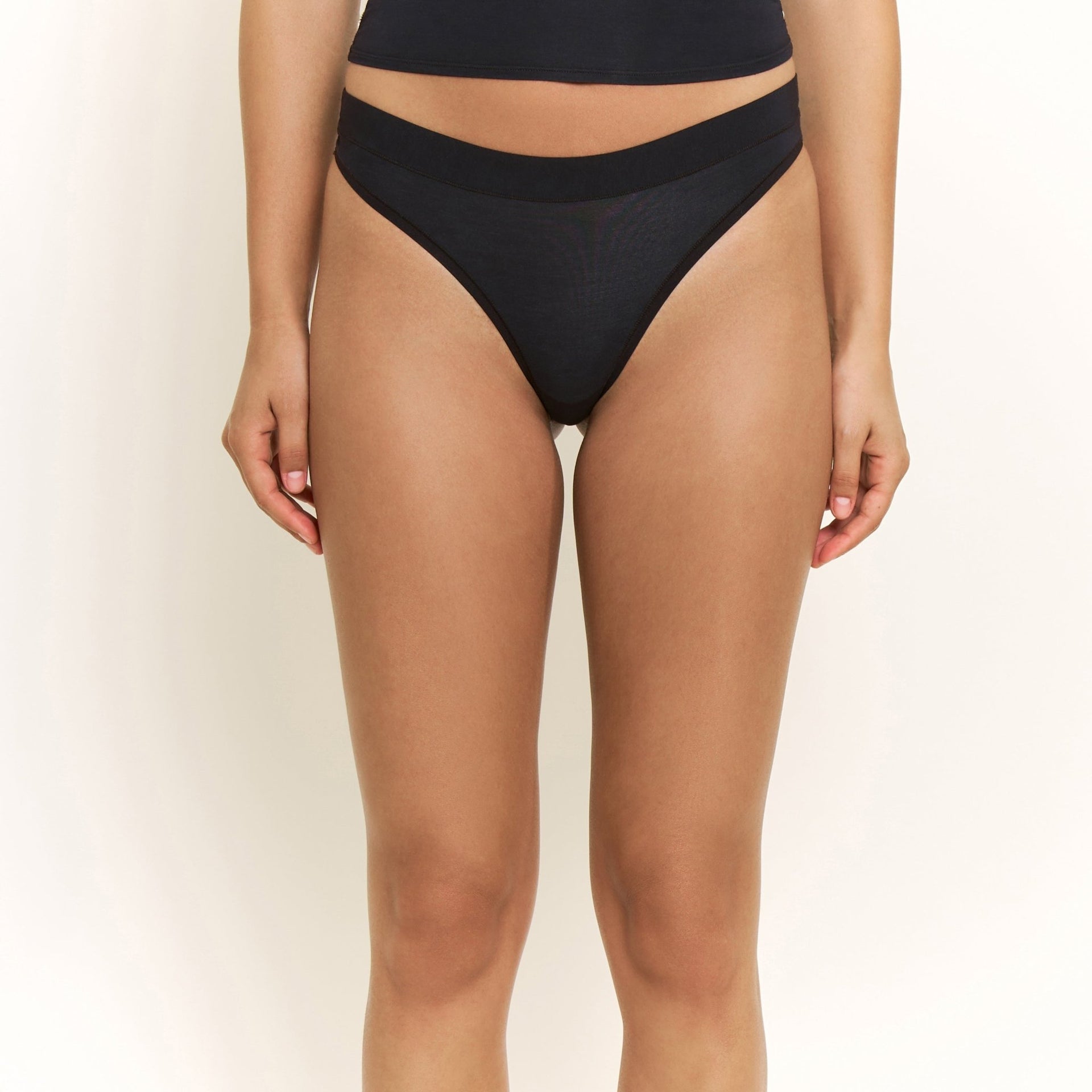 Emery Thong in Black - Honeydew - XS