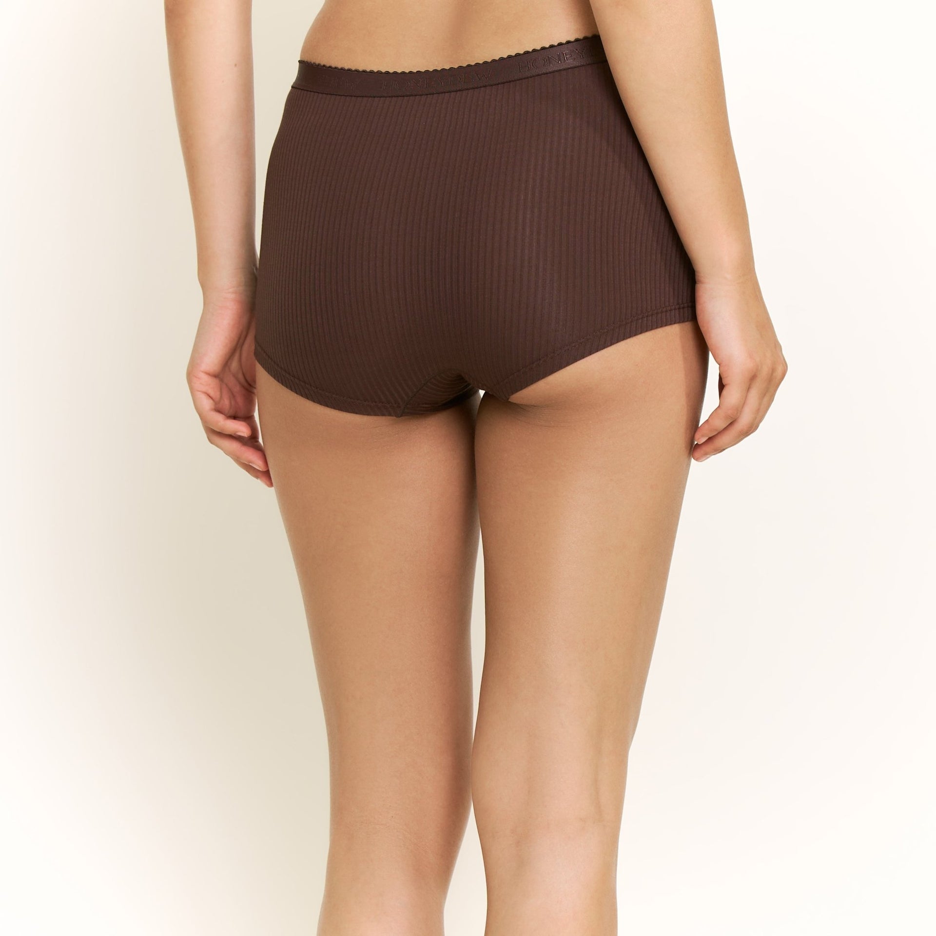 Emma Boyshort in Chocolate - -