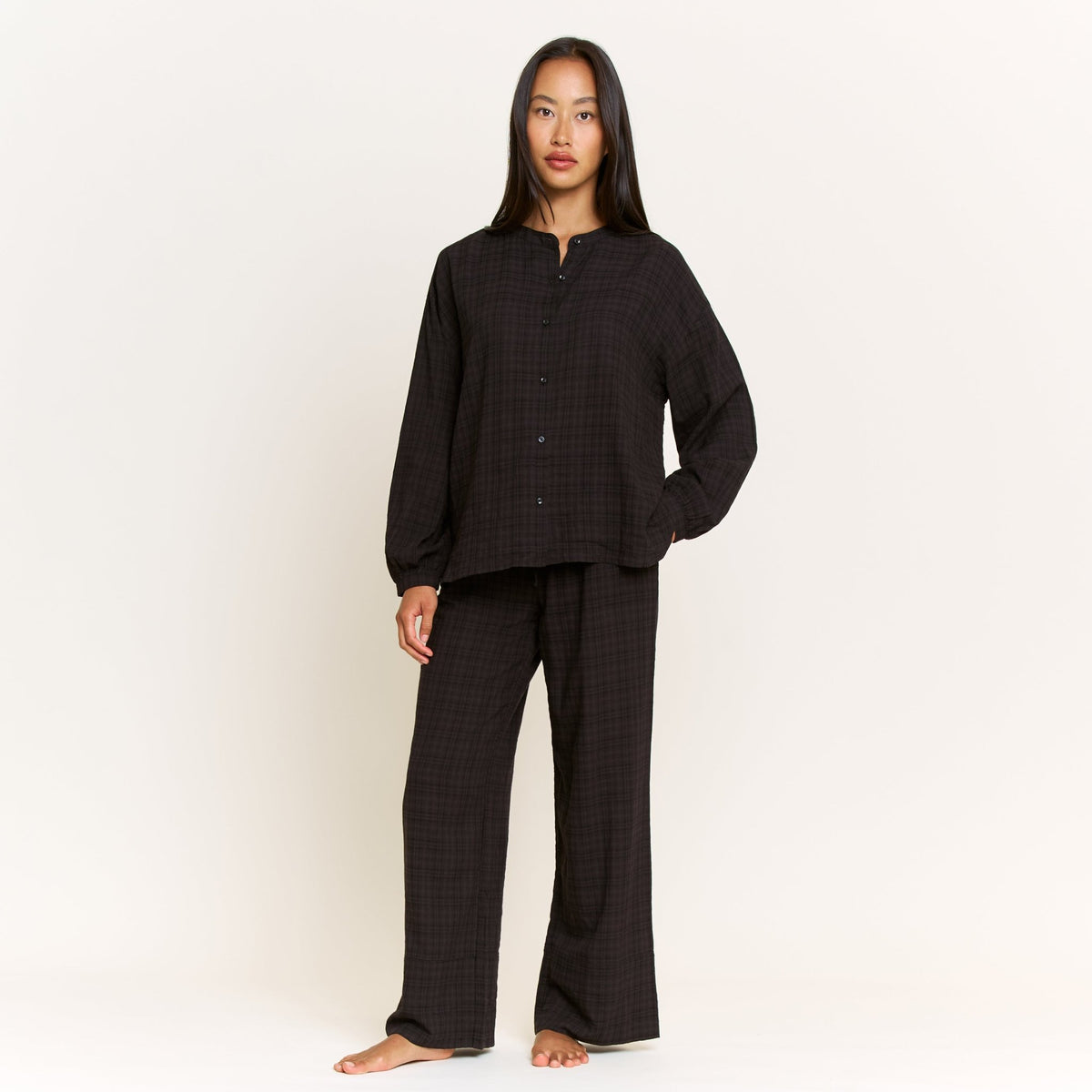 Good Life Long Sleeve Pant Set in Boulder Grey Plaid - Honeydew - XS