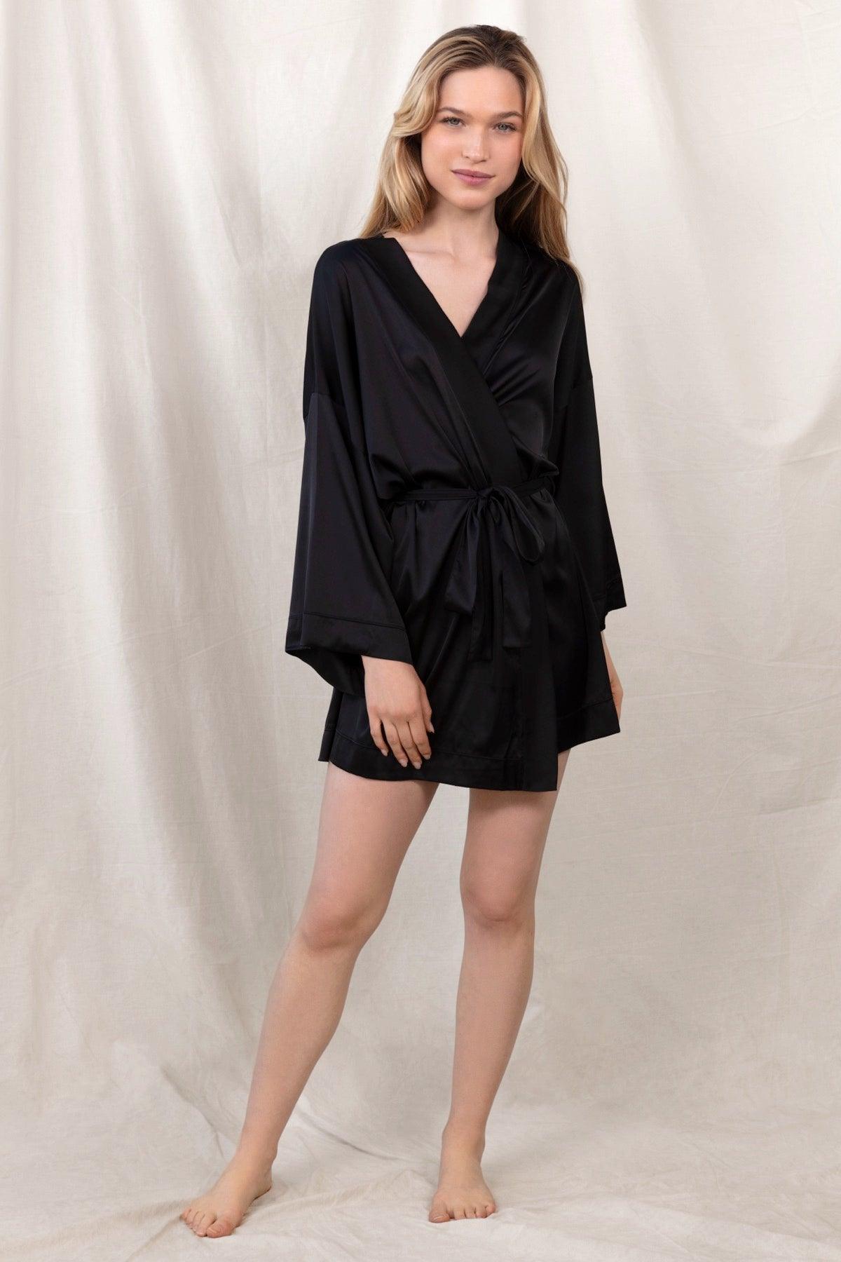 Love Story Robe In Black - Robe -