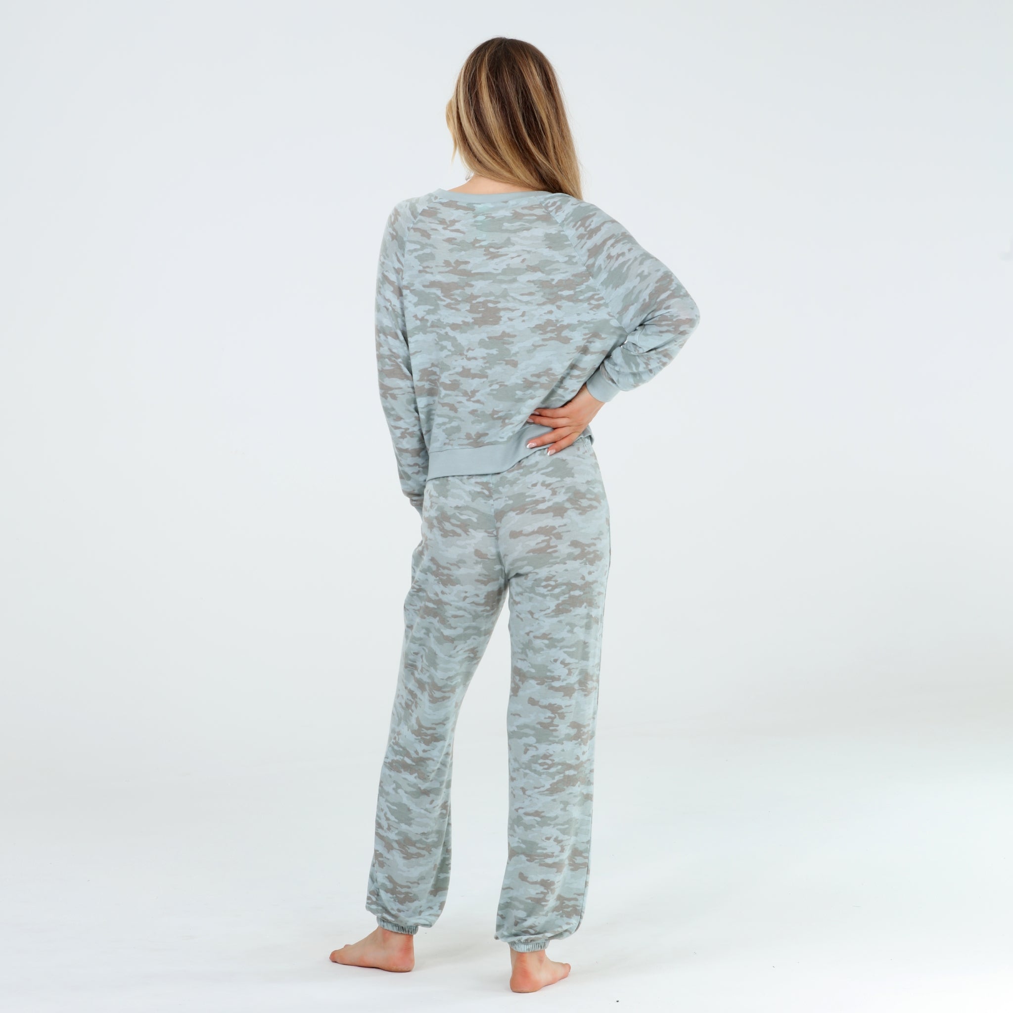 Star Seeker Long Set In Fern Camo - Loungewear -