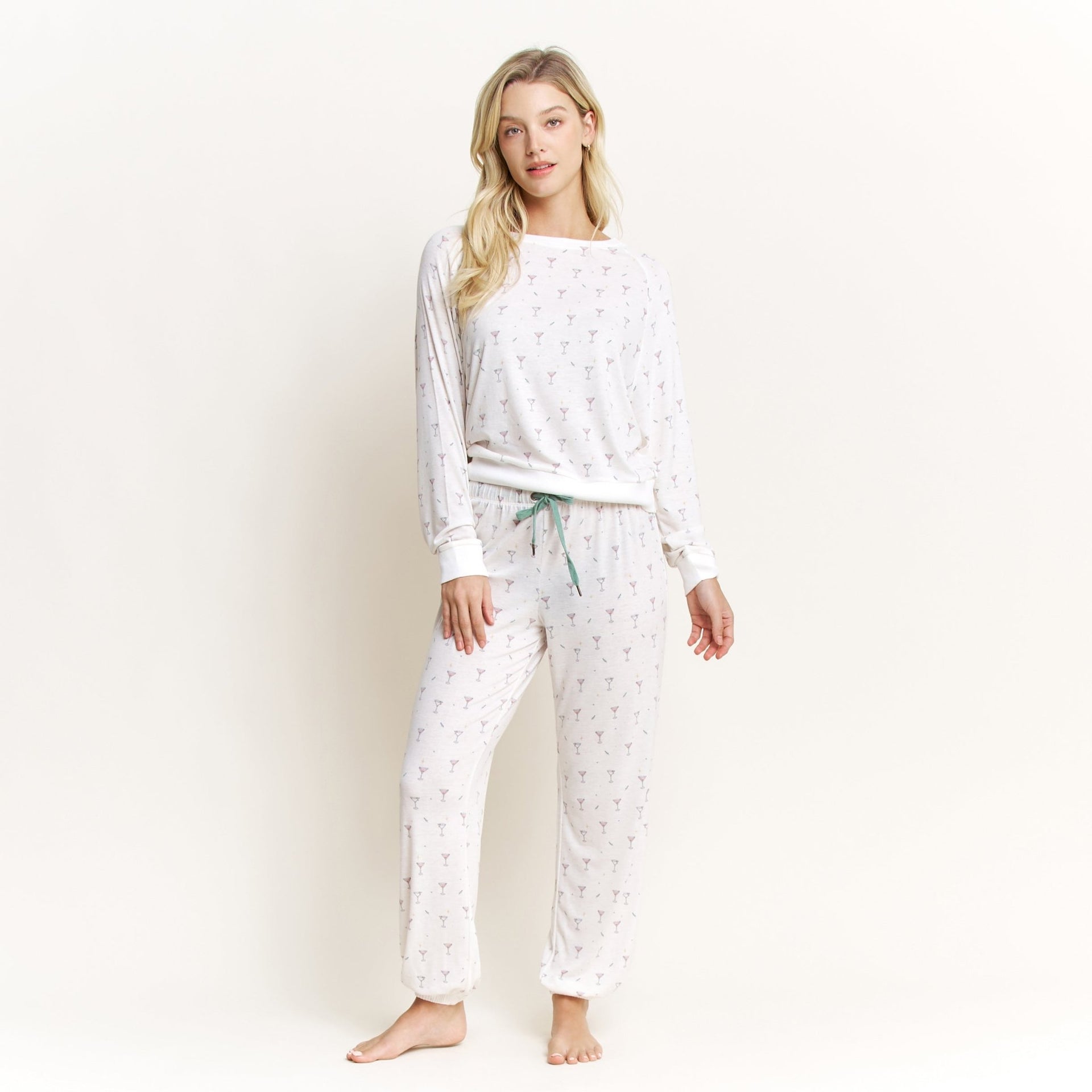 Star Seeker Long Set in Ivory Martinis - Sleepwear & Loungewear - XL