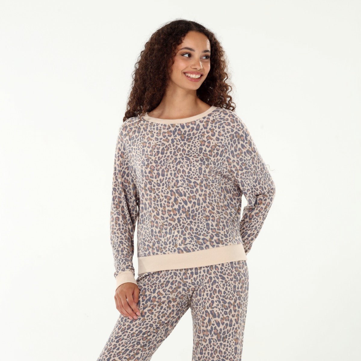 Star Seeker Long Set In Leopard - Sleepwear & Loungewear -