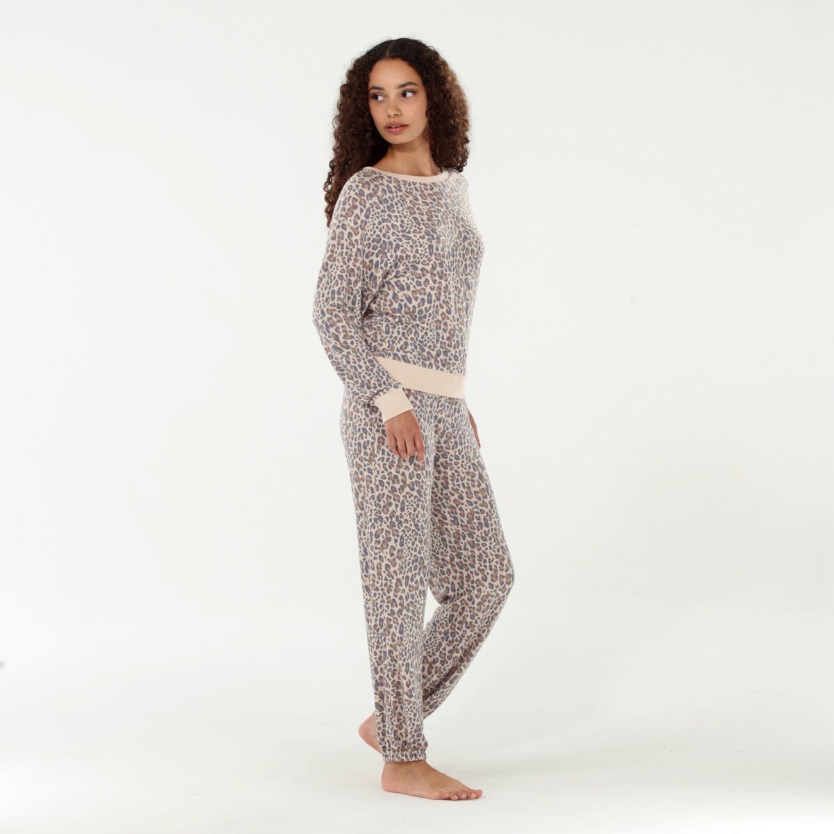 Star Seeker Long Set In Leopard - Sleepwear & Loungewear -