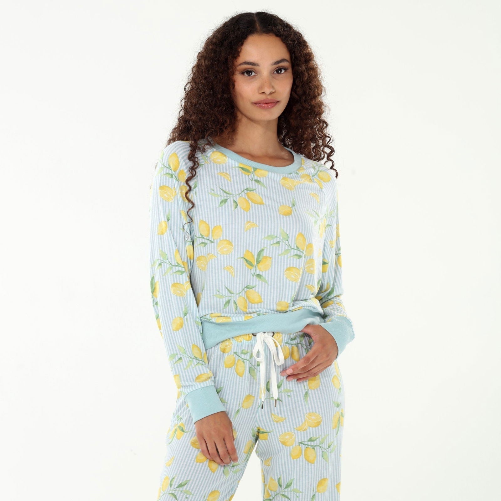 Star Seeker Long Set In Tea Leaf Lemons - Loungewear -