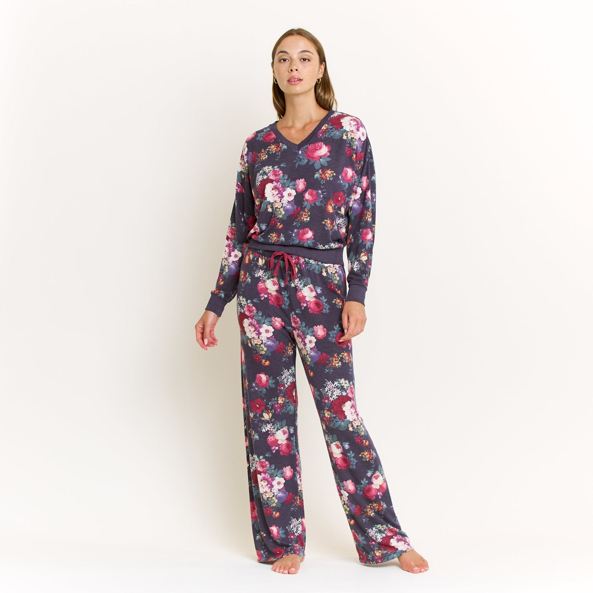Star Seeker Long Vee Set in Midnight Floral - Sleepwear & Loungewear - XL