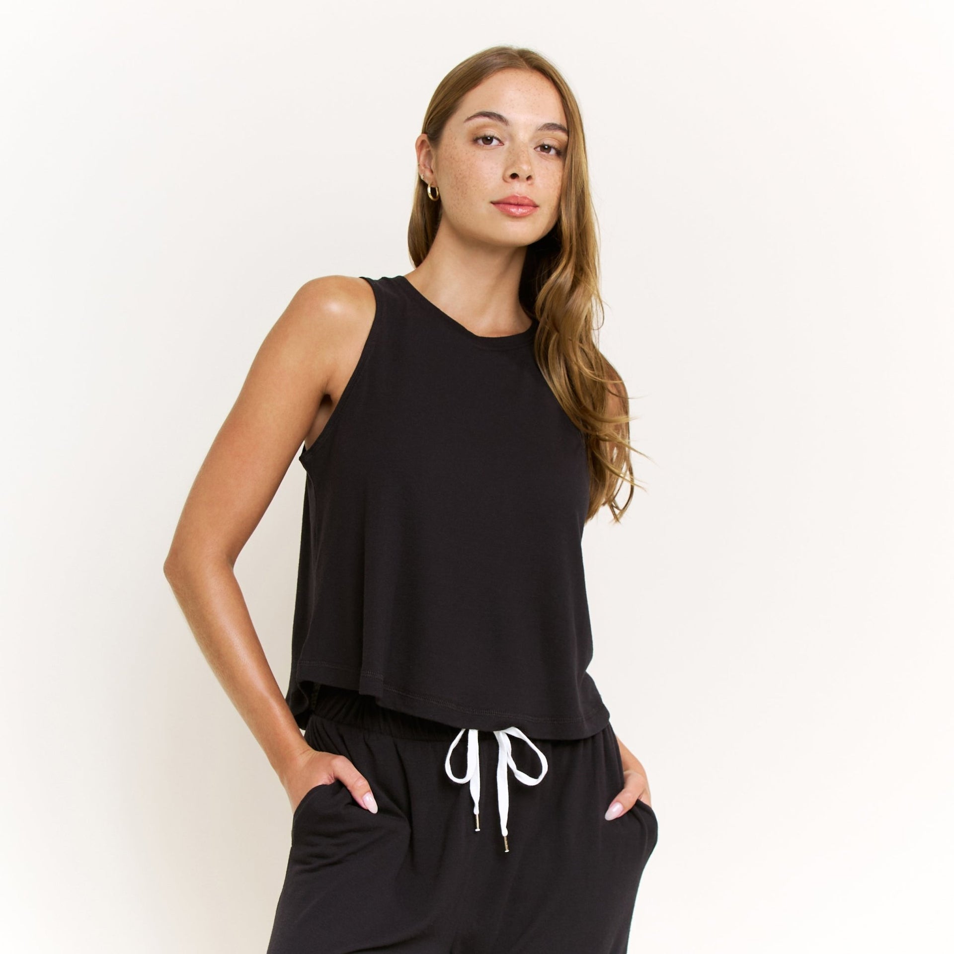 Star Seeker Tank Pant Set in Black - -