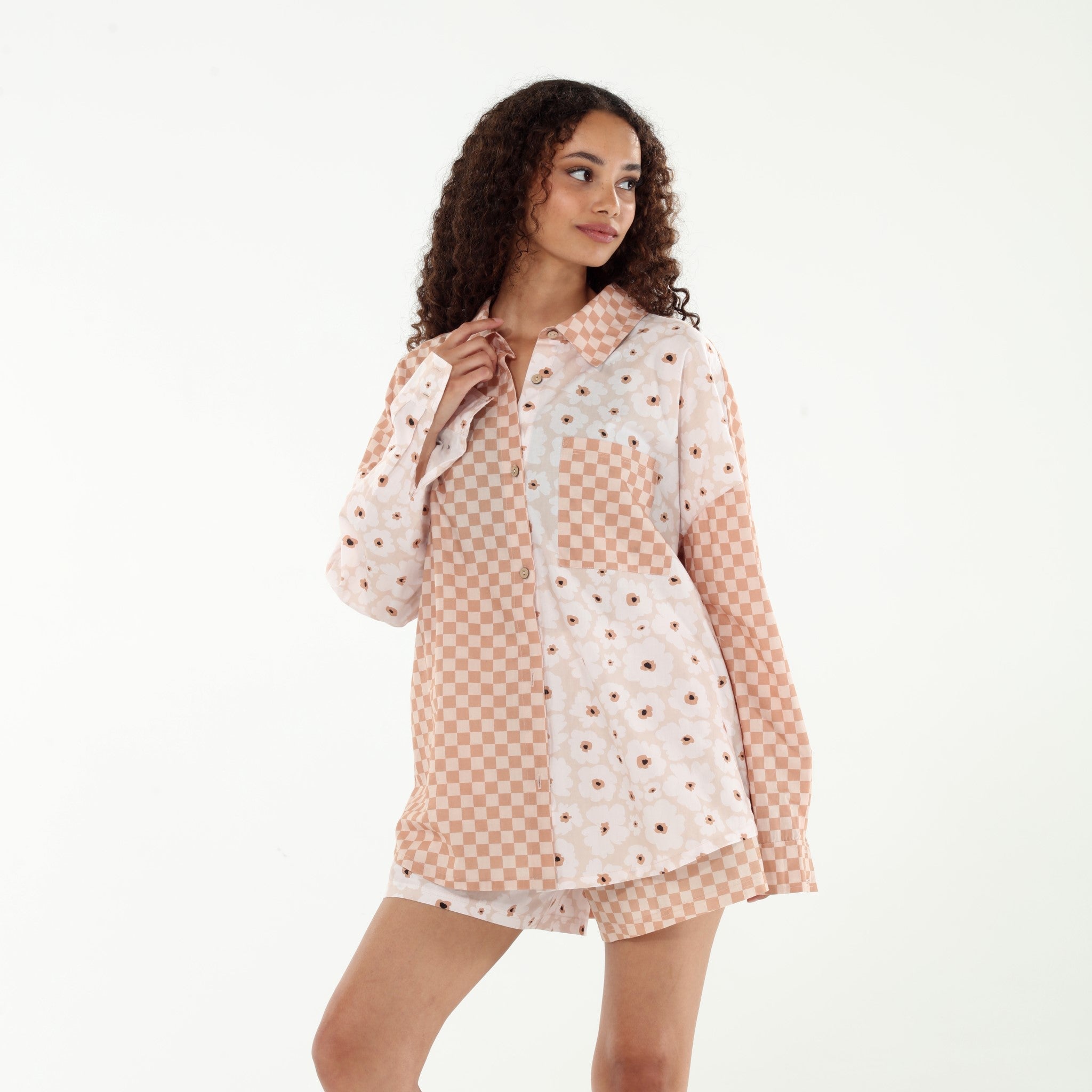 Vacation Mode Lounge Shirt - Loungewear - Floral Check