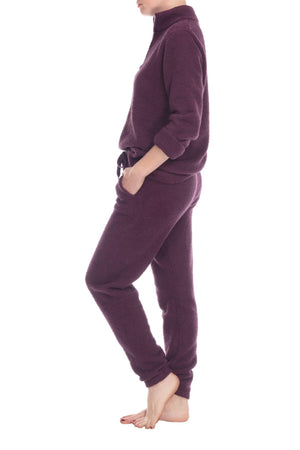 Comfort Queen Pullover - Sleepwear & Loungewear - Wildberry